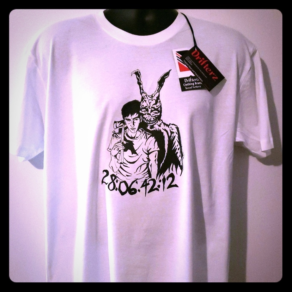 NWT "DONNIE DARKO" DRIFTERZ GRAPHIC TEE